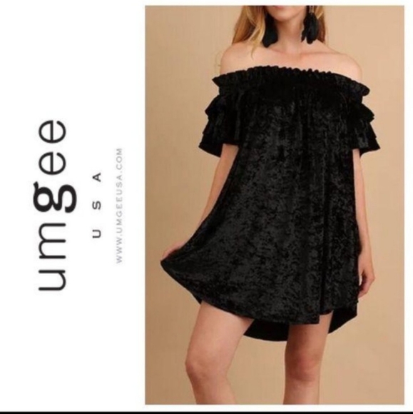 Umgee Off-Shoulder Paisley Print Ruffled Mini Dress main image 0